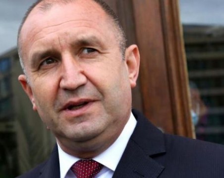 Радев: Призовавам всички българи да проявят зрялост и да гласуват