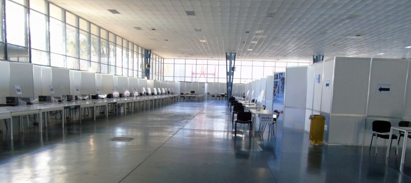 Палати в Международния панаир са готови да посрещнат предаването на изборите книжа