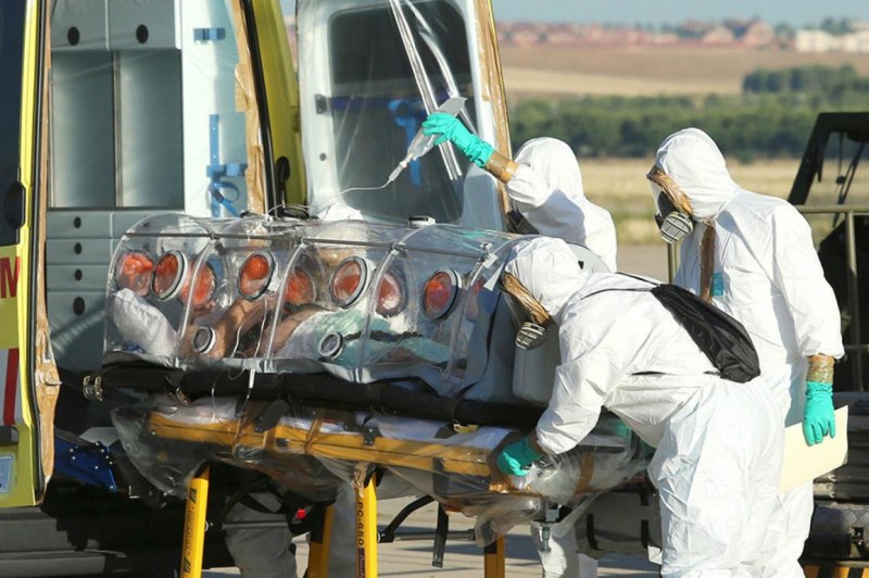 63 заболели и 29 починали от ебола в Уганда, ваксините не хващат този щам