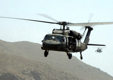 Няколко хеликоптера на американските сили извършиха операция в Североизточна Сирия