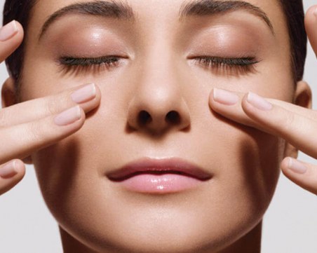 8 ползи от масажа на лицето