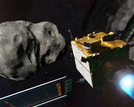 Космически войни: НАСА разби сонда-камикадзе в астероид