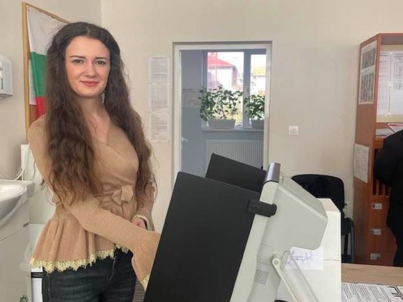 25-годишна ще е най-младата депутатка, избрана е от Пазарджик