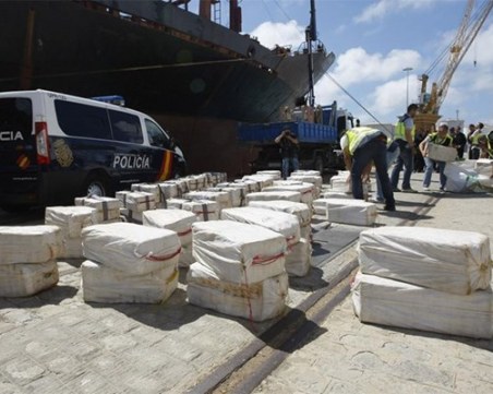 110 кила чист кокаин за 12 млн. евро откриха на пристанището в Катания