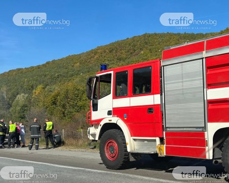 Кола избухна в пламъци на АМ 