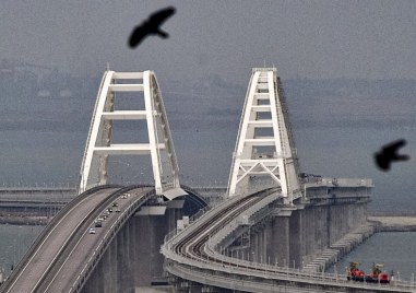 По малко от 24 часа след експлозията движението по Кримския мост
