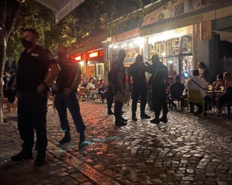 Арестуваха пияни пловдивчанки, буйствали в 