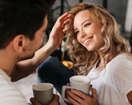 Учените се произнесоха, какво привлича мъжете у една жена