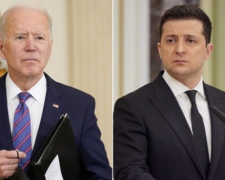 Байдън обеща на Зеленски модерни системи за противовъздушна отбрана