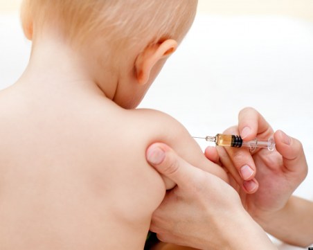 Хиляди деца у нас не са имунизирани срещу дифтерия и коклюш