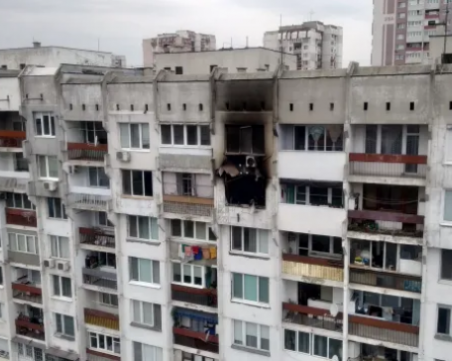 Пожар в жилищен блок в София взе жертви