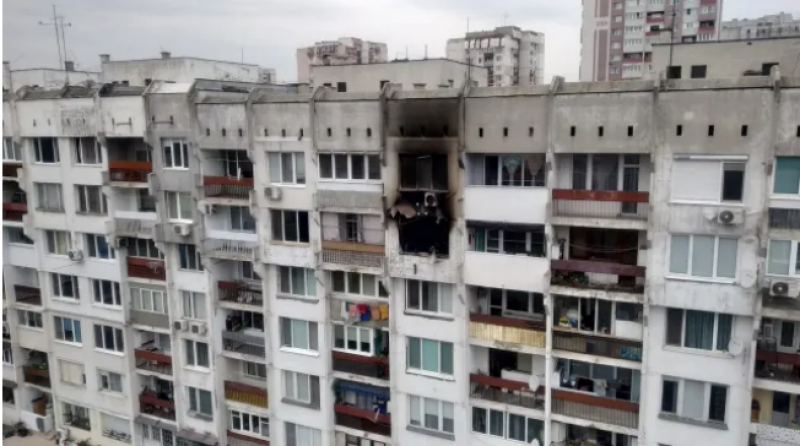 Пожар в жилищен блок в София взе жертви