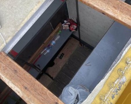 Арестуваха българин за трафик на мигранти в Солун