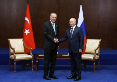 Президентите на Русия и Турция се срещнаха в Астана където