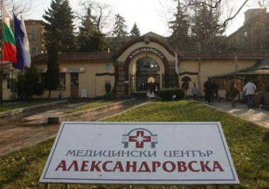 Здравният министър д р Асен Меджидиев обяви че сменя директора на