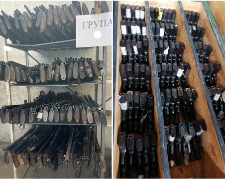 НАП продава на търг оръжия, иззети от собствениците им