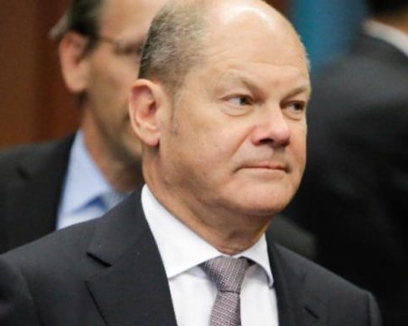 Шолц: Русия води кръстоносен поход срещу демокрацията