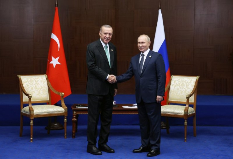 Президентите на Русия и Турция се срещнаха в Астана, където