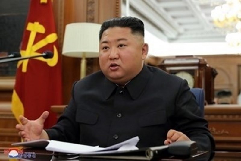 Северна Корея изстреля балистична ракета близо до границата с Южна Корея