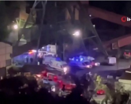 Експлозия в турска мина, десетки са затрупани