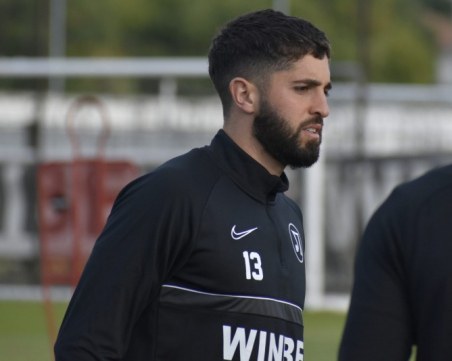 Локо се отказа от двама от дошлите на проби