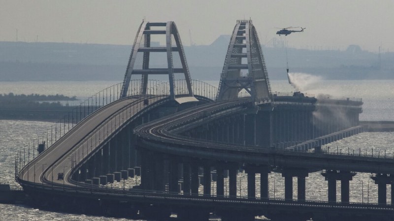 Русия: Кримският мост ще бъде възстановен за 9 месеца