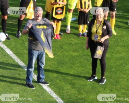 Ботев награди Благой Блангев преди мача с Пирин