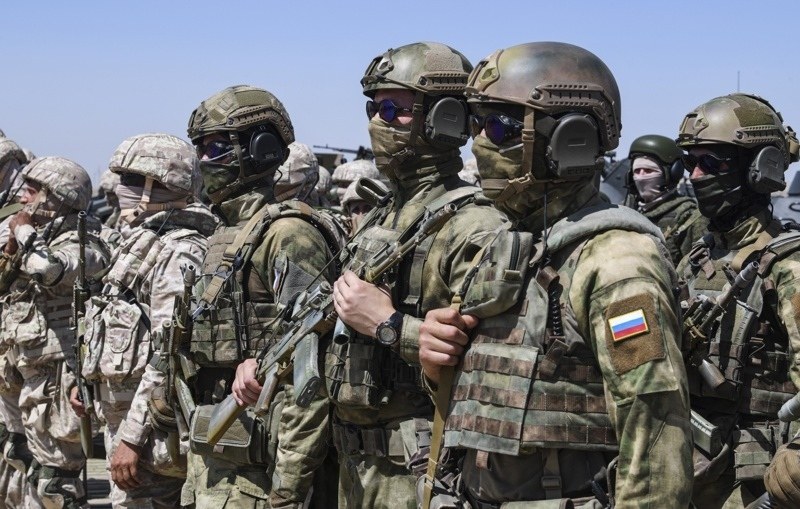 Руски войници пристигнаха в Беларус, ще охраняват границата с Украйна