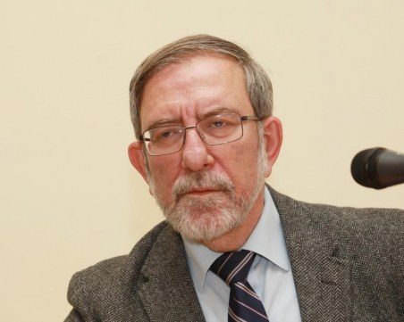 Филип Димитров: Не можем да си позволим присъствието на Митрофанова на откриването на НС