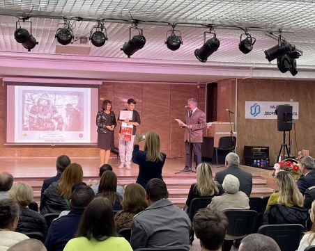 14-годишният Ангел от Пловдив спечели първо място в конкурса за 