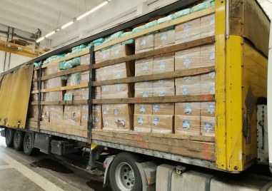 31 200 опаковки с общо 378 кг контрабандно пренасяни хранителни