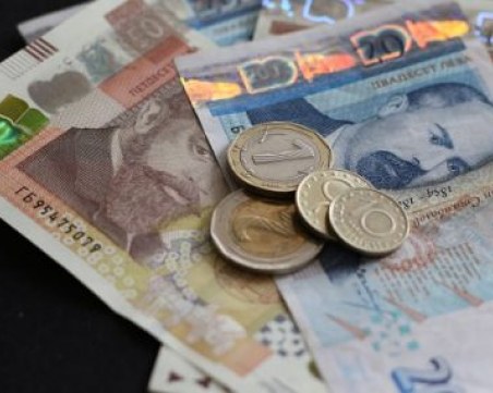КНСБ иска минималната заплата да стане 850 лева