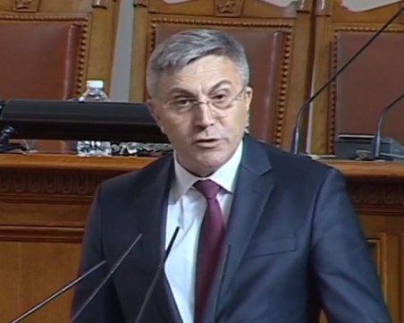 Карадайъ: Време е за смирение, трябва ни мнозинство, което да излъчи правителство