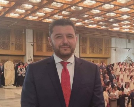 Кметът Павел Михайлов към лекарите: Поклон пред хората, избрали тази велика професия