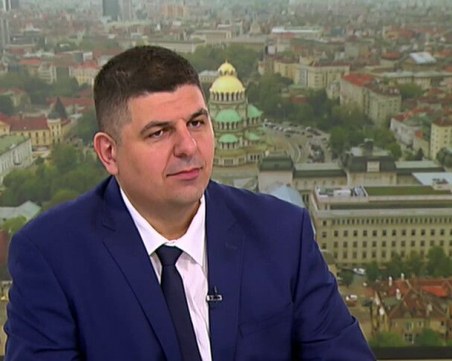 Мирчев: 