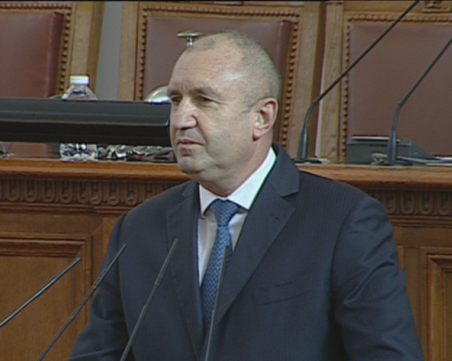 Радев: Избирателите ще се почувстват предадени, ако това НС бъде удавено в скандали