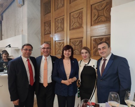 Заслужени отличия на преподаватели от МУ-Пловдив в Деня на българския лекар