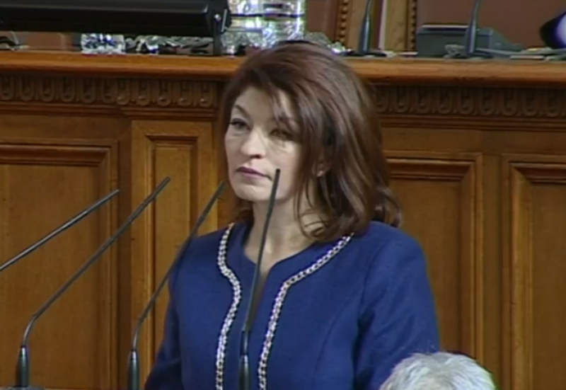 Десислава Атанасова: Трябва да работим заедно за България, надскачайки тесния партиен интерес