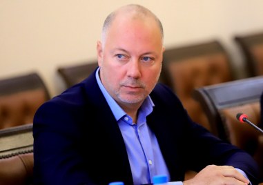 ГЕРБ СДС обявиха че оттеглят кандидатурата на Росен Желязков за председател