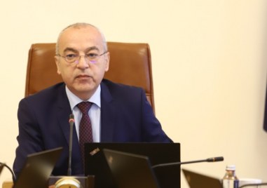Министър председателят Гълъб Донев изрази съболезнования на семейството и близките