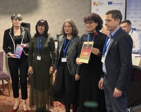 Четири български учебни заведения получиха в Пловдив Европейската награда за иновативно обучение