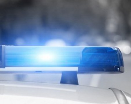 Разследват полицай и свещеник в педофилски скандал в Гърция