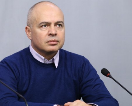 Свиленски: Оттеглянето на Никола Минчев не решава въпроса