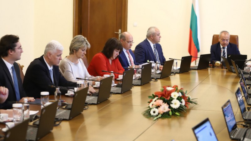 Премиерът: Депутатите трябва да са разумни и отговорни към парите на държавата