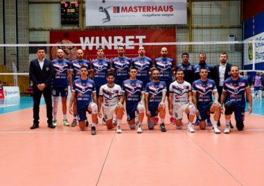 Бургаският волейболен отбор Дея спорт се класира за следващия кръг