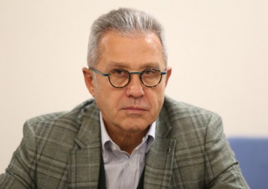 Депутатът от ДПС Йордан Цонев вярва че изход от кризата