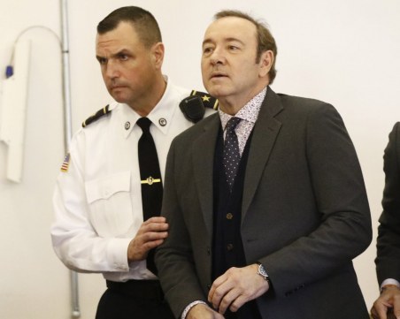 Оневиниха Кевин Спейси по дело за сексуално посегателство