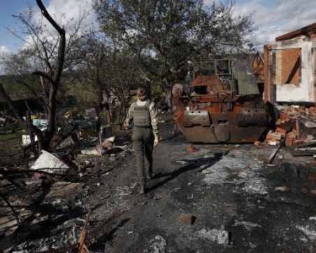 Взривове са чути в Харков и Запорожие
