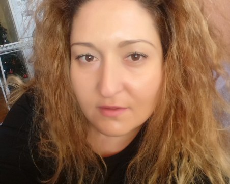 Зов за помощ! Майка на две деца от Пловдив се нуждае спешно от средства за лечение