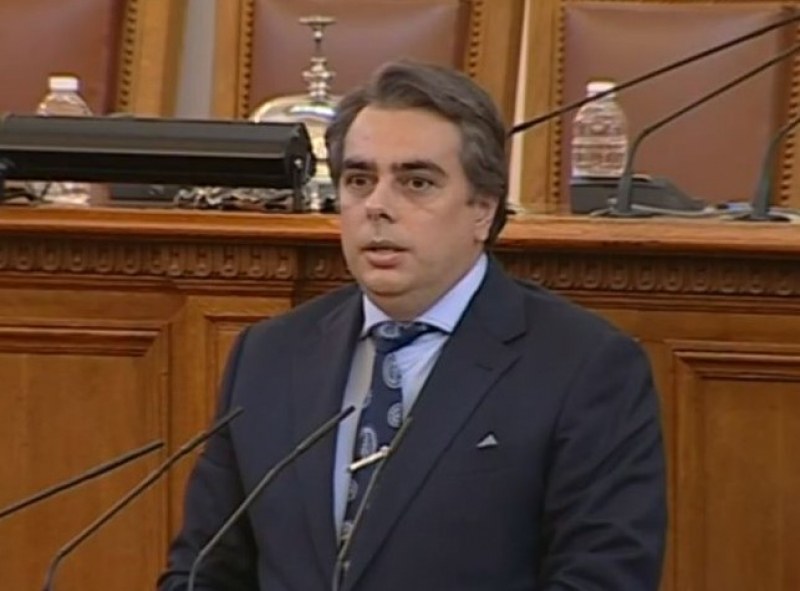 Асен Василев: Избрахме само една фасада! Това, което се случва е срам
